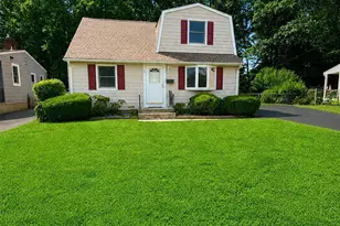 54 Longwood Dr, Hamilton Township, NJ 08620 - Photo 1