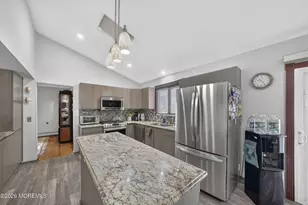 864 Breezy Oaks Dr, Toms River Township, NJ 08753 - Photo 8