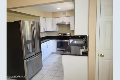 215 Clubhouse Drive, Middletown, NJ 07748 - Photo 10