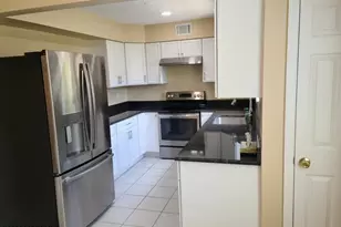 215 Clubhouse Dr, Middletown, NJ 07748 - Photo 10