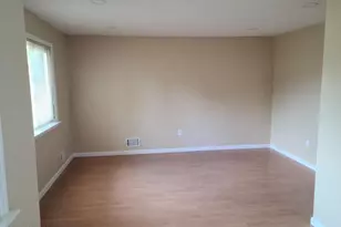 215 Clubhouse Dr, Middletown, NJ 07748 - Photo 14
