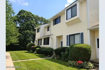 215 Clubhouse Drive, Middletown, NJ 07748 - Photo 2