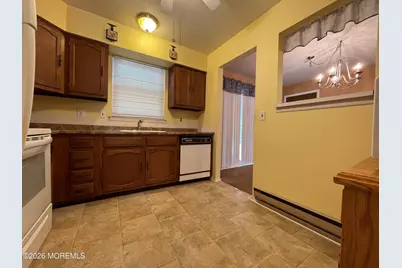38 Constitution Boulevard, Whiting, NJ 08759 - Photo 8