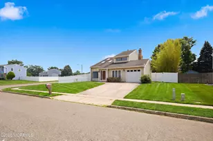 20 Deer Run Dr N, Barnegat, NJ 08005 - Photo 1