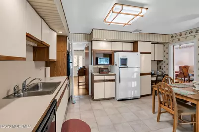 4 Dickinson Avenue, Toms River Township, NJ 08753 - Photo 32