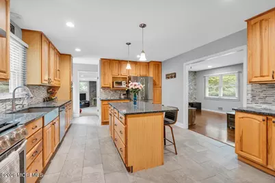 25 Nedshire Drive, Middletown, NJ 07748 - Photo 12