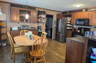 31 Henry Cir, Howell Township, NJ 07731 - Photo 2
