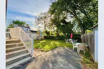 196 Milton Avenue #Apt 2, Cliffwood, NJ 07721 - Photo 14