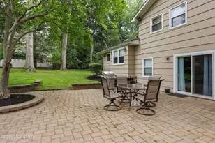 41 Carnegie Ct, Middletown, NJ 07748 - Photo 32