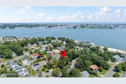 109 Woodward Court, Neptune Township, NJ 07753 - Photo 2