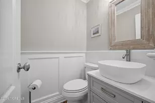 109 Woodward Ct, Neptune Township, NJ 07753 - Photo 18