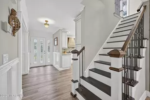 109 Woodward Ct, Neptune Township, NJ 07753 - Photo 8