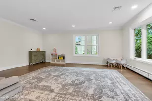 11 Verrazano Dr, Middletown, NJ 07748 - Photo 12