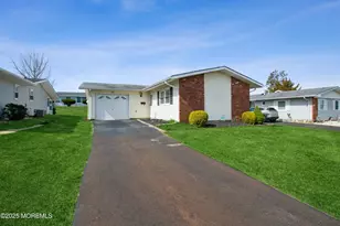 48 Watkins Rd, Brick, NJ 08724 - Photo 2