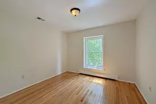 141 Kentucky Way, Freehold, NJ 07728 - Photo 10