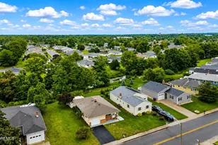 350 Barbados Dr N, Toms River Township, NJ 08757 - Photo 2