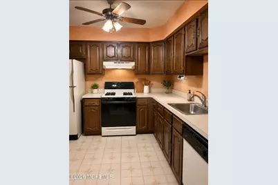 226 Perth Hill Court, Aberdeen Township, NJ 07747 - Photo 2