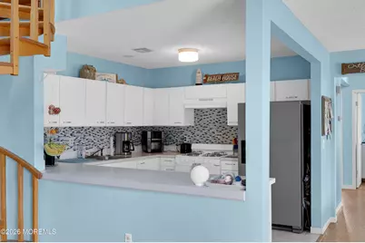 1820 E Pennsylvania Avenue E #4, Ortley Beach, NJ 08751 - Photo 8