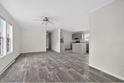 414 Walnut Street #414, Robbinsville Township, NJ 08691 - Photo 4