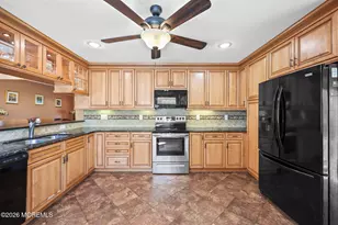 13 Tara Lin Dr, Hazlet Township, NJ 07730 - Photo 16