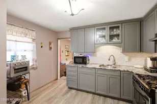 17 Locust Rd, Howell Township, NJ 07731 - Photo 12