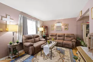 17 Locust Rd, Howell Township, NJ 07731 - Photo 4