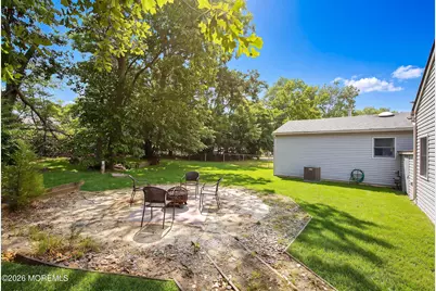 17 Locust Road, Howell Township, NJ 07731 - Photo 22