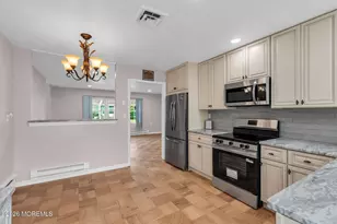 426 Chatham Ct, Lakewood, NJ 08701 - Photo 16