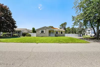 813 Pemberton Street, Toms River Township, NJ 08757 - Photo 4