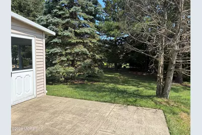 65 Woodstock Drive, Toms River Township, NJ 08757 - Photo 6