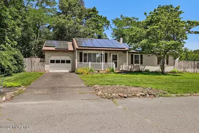 825 Madison Avenue, Toms River Township, NJ 08757 - Photo 2