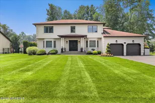 17 Thomas Dr, Manalapan Township, NJ 07726 - Photo 2