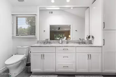17 Thomas Drive, Manalapan Township, NJ 07726 - Photo 24