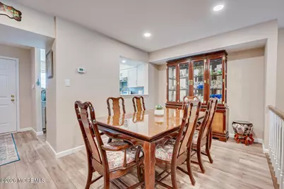 254 Teasdale Place, Morganville, NJ 07751 - Photo 10