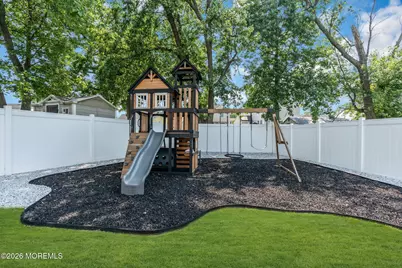 42 Creek Road, Port Monmouth, NJ 07758 - Photo 32