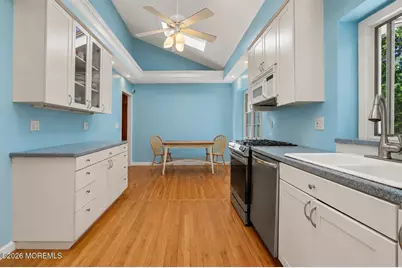 275 Ocean Boulevard, Atlantic Highlands, NJ 07716 - Photo 8