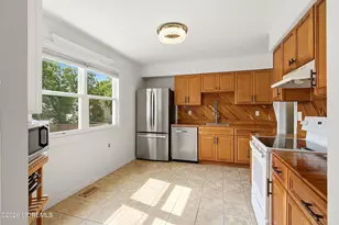 563 Oakhollow Ln, Lanoka Harbor, NJ 08734 - Photo 12