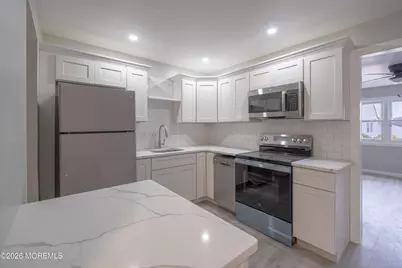 11 Alabama Court #835, Matawan, NJ 07747 - Photo 4