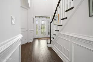 9 Monterey Bay Ln, Tinton Falls, NJ 07724 - Photo 8