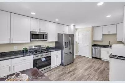 171 Highway 36, North Middletown, NJ 07748 - Photo 6
