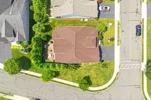 207 Bradwick Way, Marlboro Township, NJ 07746 - Photo 10
