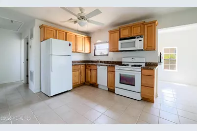 28 Lake Saint Clair Drive, Little Egg Harbor, NJ 08087 - Photo 12