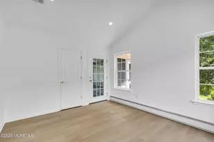 39 Strawberry Ln, Lakewood, NJ 08701 - Photo 18