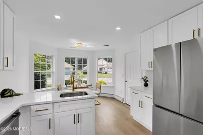 39 Strawberry Lane, Lakewood, NJ 08701 - Photo 14