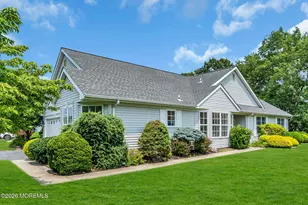 39 Strawberry Ln, Lakewood, NJ 08701 - Photo 1