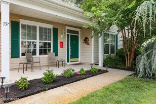 137 Greenlawns Dr, Lakewood, NJ 08701 - Photo 2