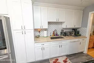 276 Longwood Dr, Englishtown, NJ 07726 - Photo 4
