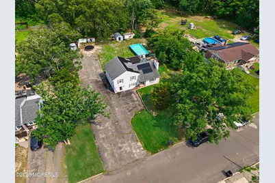 549 Gilford Avenue, Toms River Township, NJ 08753 - Photo 2