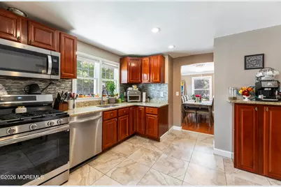 3 S Minnisink Avenue S, Sayreville, NJ 08872 - Photo 16