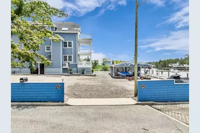 230 S Green Street, Tuckerton, NJ 08087 - Photo 16